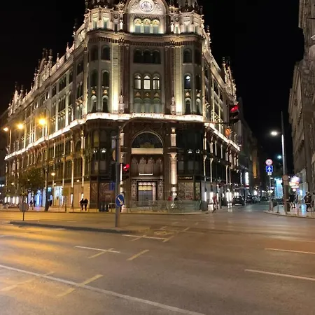 Deluxe Anna - Market Hall *